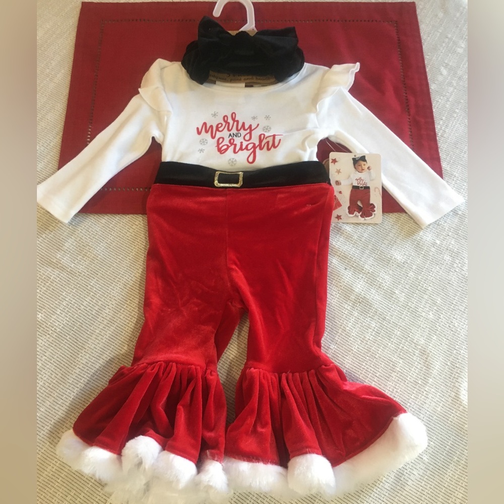 🤶 Lil Girls Christmas Outfit. Merry and Bright 🌟